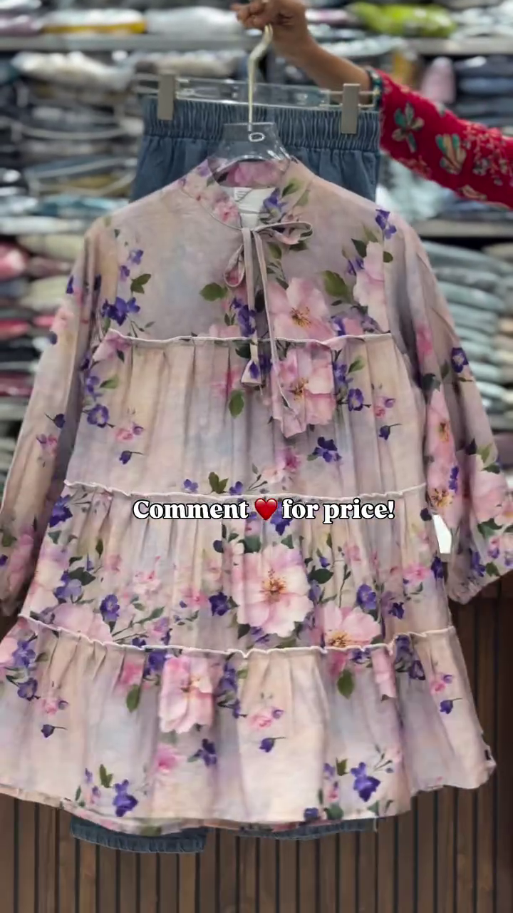 Soft Floral Tiered Top with Denim – Casual Chic Style - Image 3