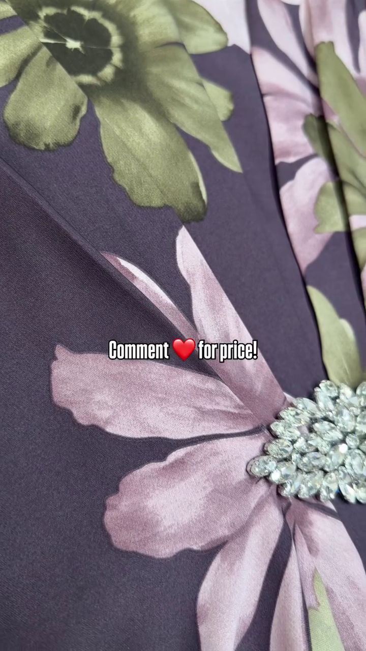 Elegant Cream Floral Flow Dress with Brooch Detail – Chic Party Wear - Image 3