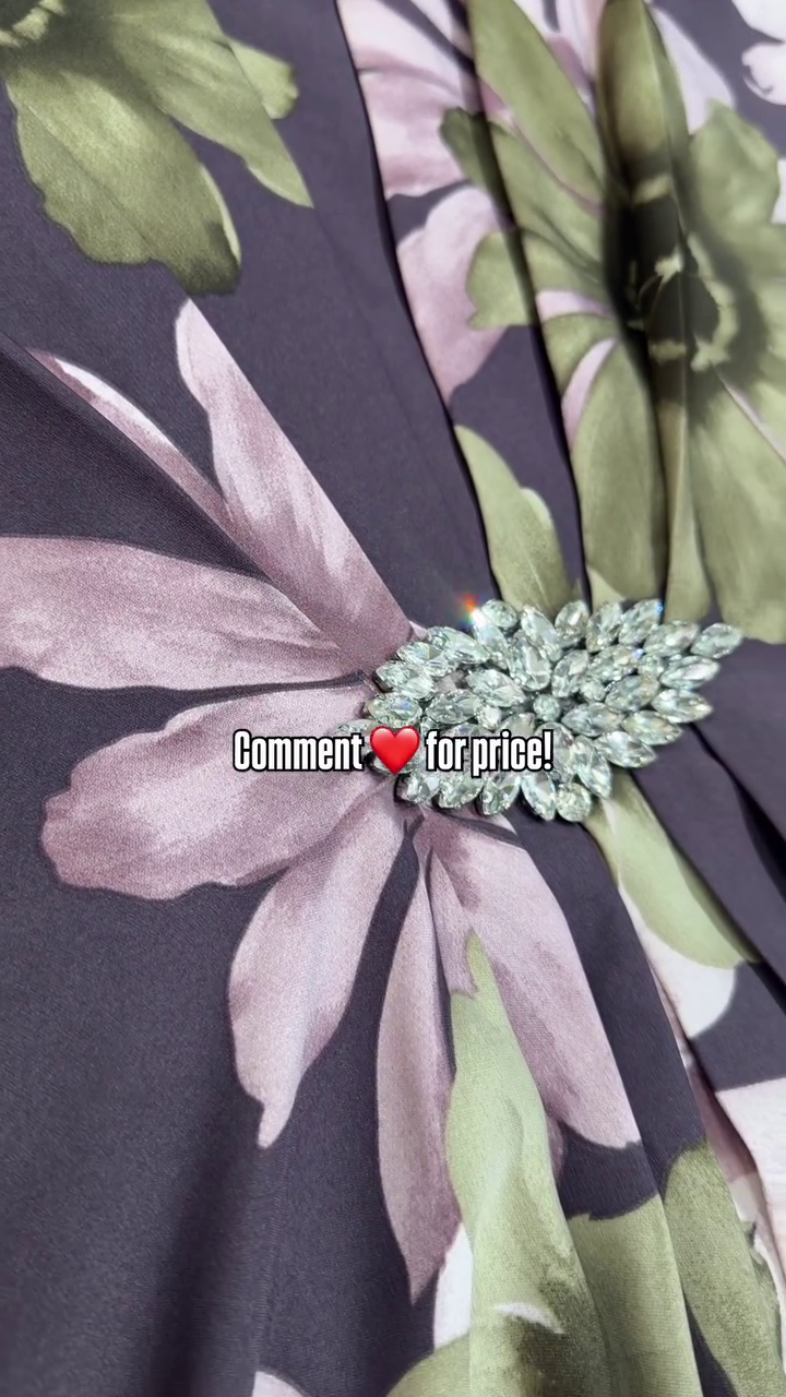 Elegant Cream Floral Flow Dress with Brooch Detail – Chic Party Wear - Image 2