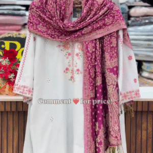 Graceful White Kurti with Pink Printed Dupatta – Elegant Ethnic Style