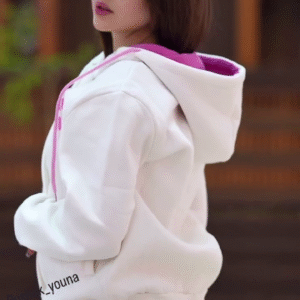 Cozy White Hoodie Set with Pink Accents – Sporty Chic Comfort