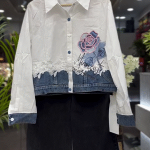 Classic Black Wide-Leg Denim Jeans – Modern Street Style