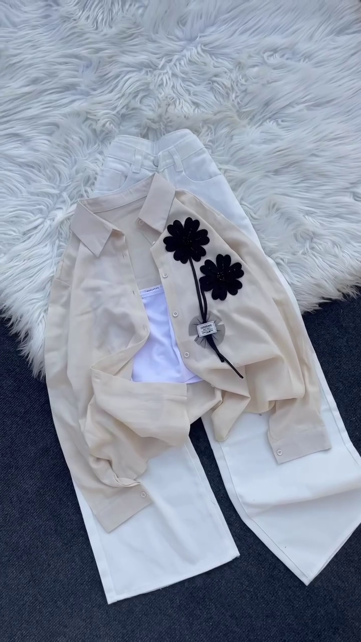 Trendy & Elegant Fashion Collection at Unbeatable Prices - Image 9