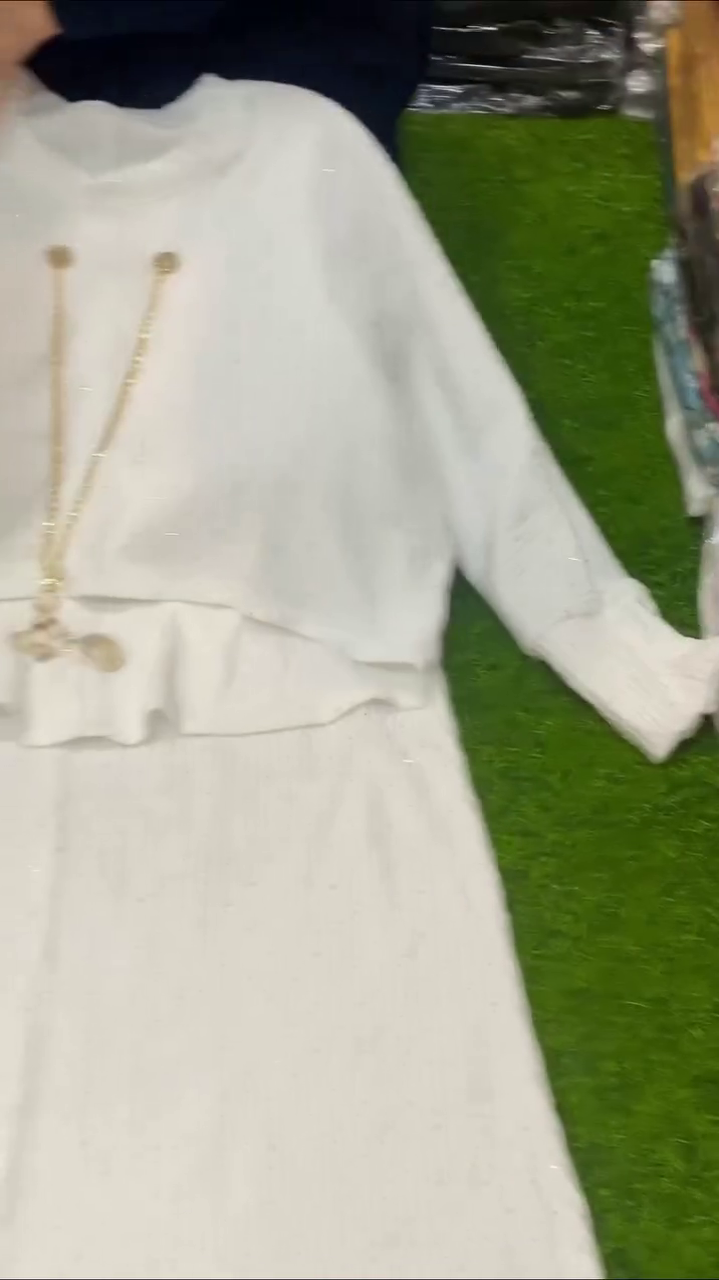 Trendy & Elegant Fashion Collection at Unbeatable Prices - Image 4