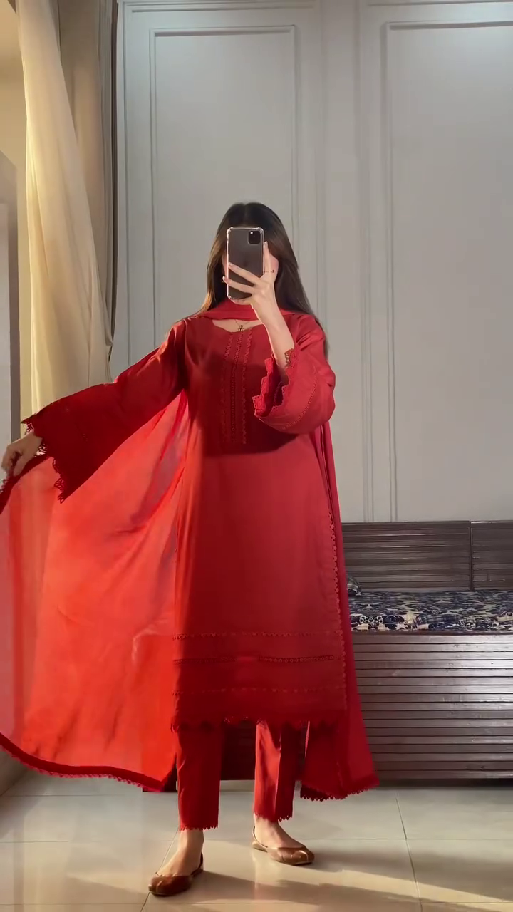 Trendy & Elegant Fashion Collection at Unbeatable Prices - Image 3