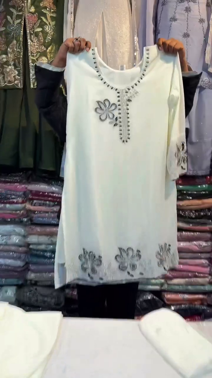 Trendy & Elegant Fashion Collection at Unbeatable Prices