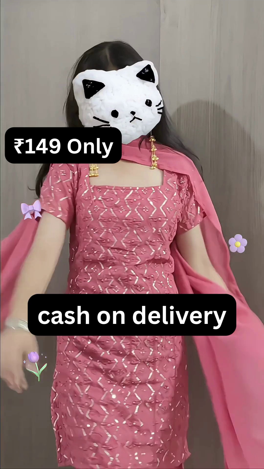 Trendy Oversized Graphic Tee – Casual Comfort with Playful Style - Image 4