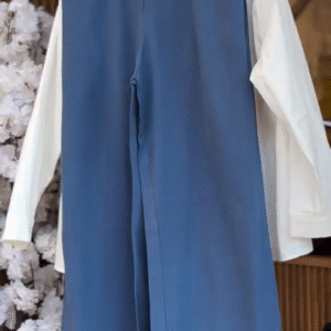 Chic Blue Wide-Leg Trousers for Modern Minimal Styling