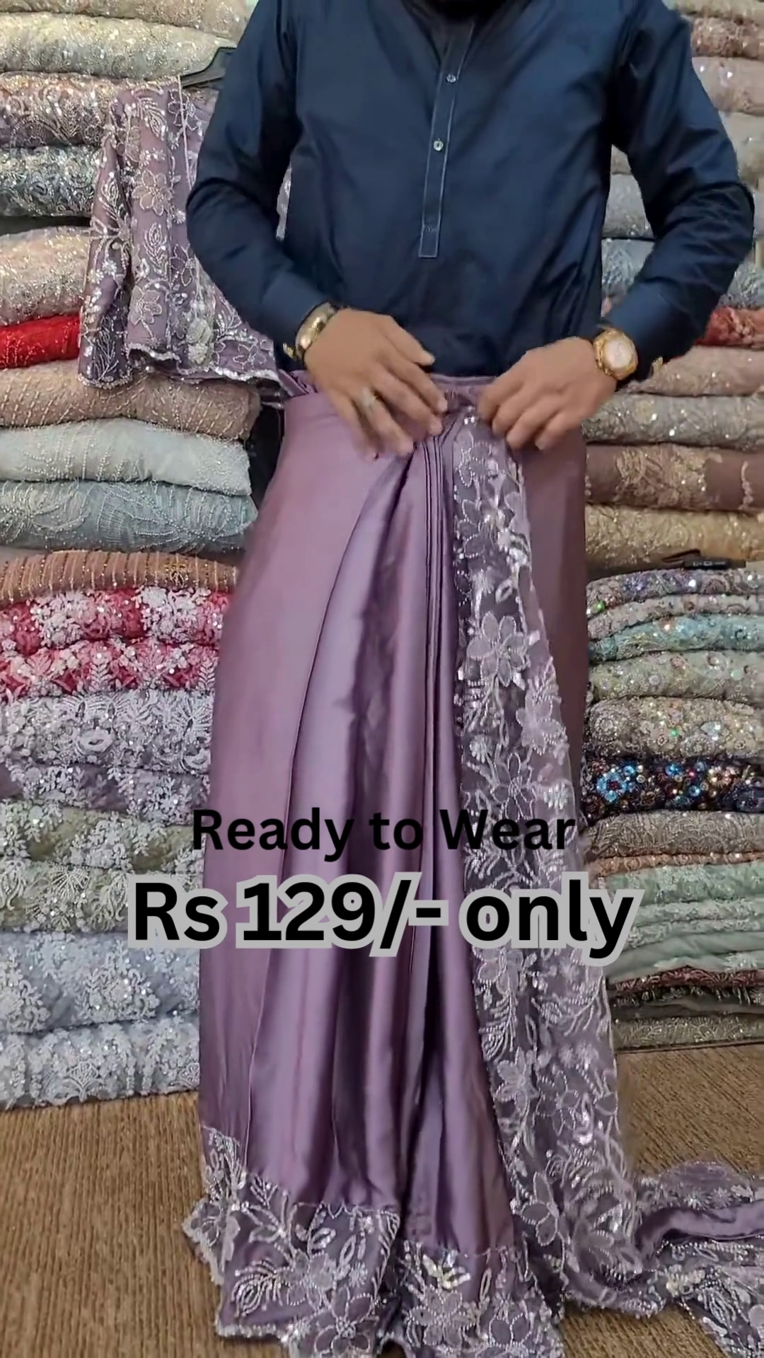 Elegant Purple Net Saree with Intricate Design - Image 2