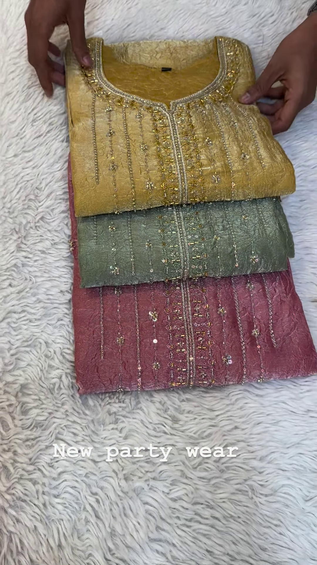 Elegant South Asian Party Wear Collection: A Symphony of Colors and Embellishments - Image 4