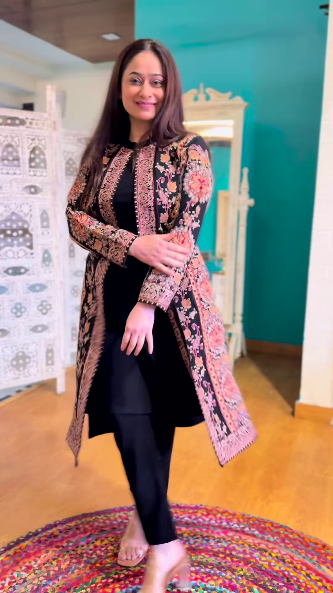 Most Trending Black Kashmiri Detachable Jacket 3-Piece Set with Inner & Pant – Elegant Fusion of Tradition & Style